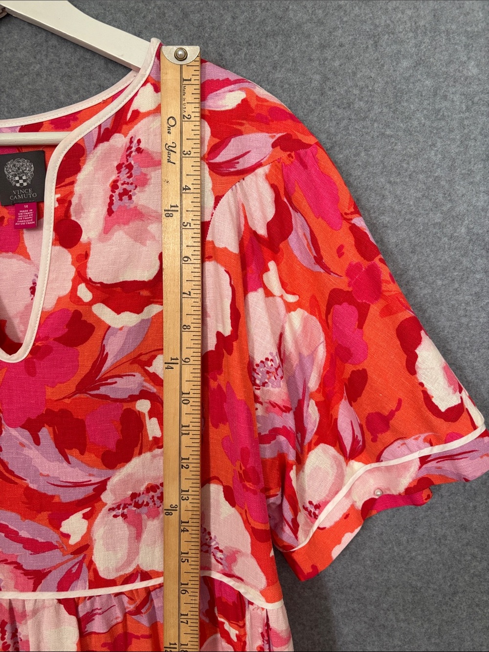 Vince Camuto Red and Pink Floral Tiered Mini Dress 14 - Picture 6 of 9